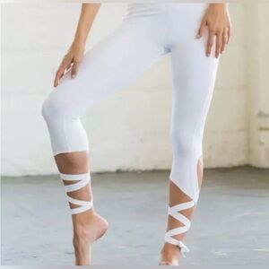 FLEXI LEXI DANCER LEGGINGS size Small NWOT